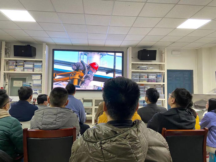 現(xiàn)場照片.jpg 現(xiàn)場照片.jpg